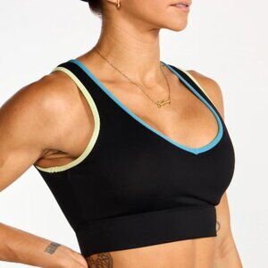 NWT Buffbunny Airbrush Maraschino Sports Bra LG Black Multi Keyhole BB25-10144